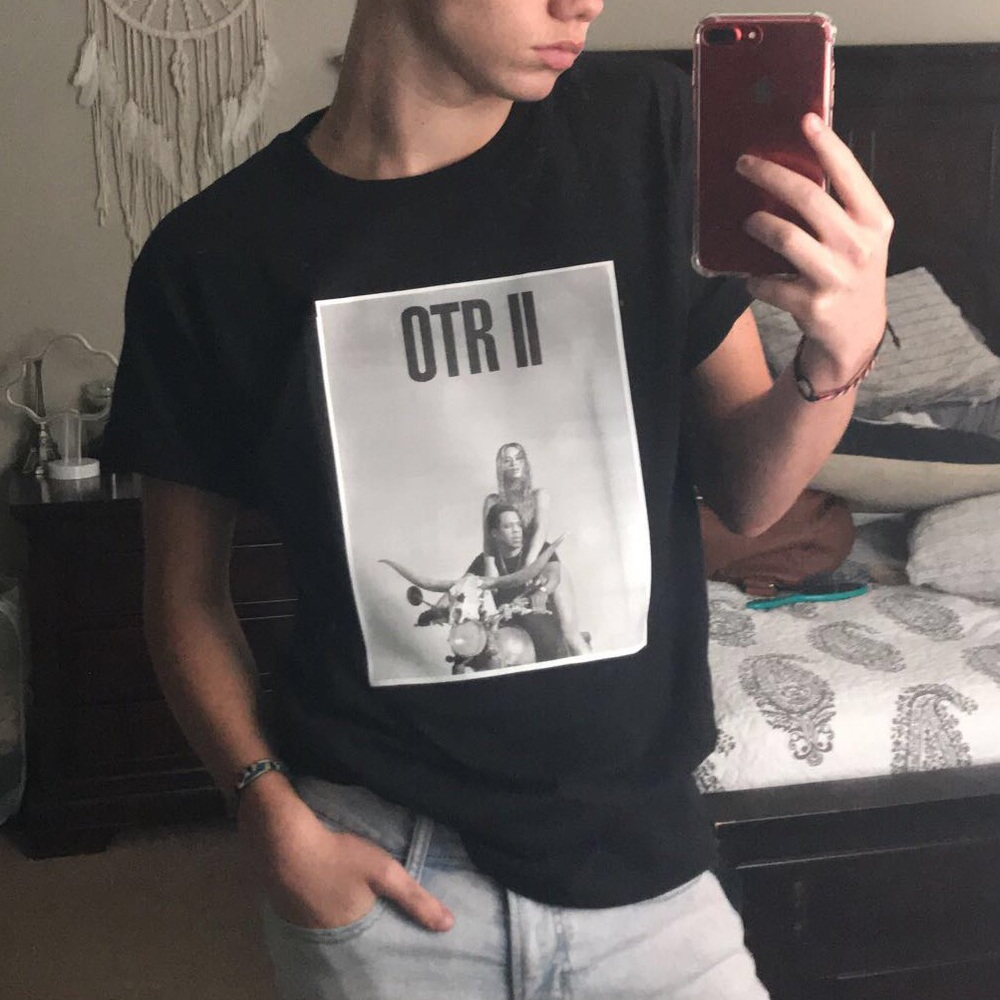 Beyoncé & Jay-Z OTR ll Tour Shirt!